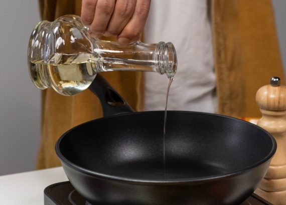 best oil to season cast iron